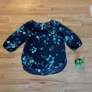 LC Lauren Conrad Navy Floral 3/4 Sleeve Shirt
